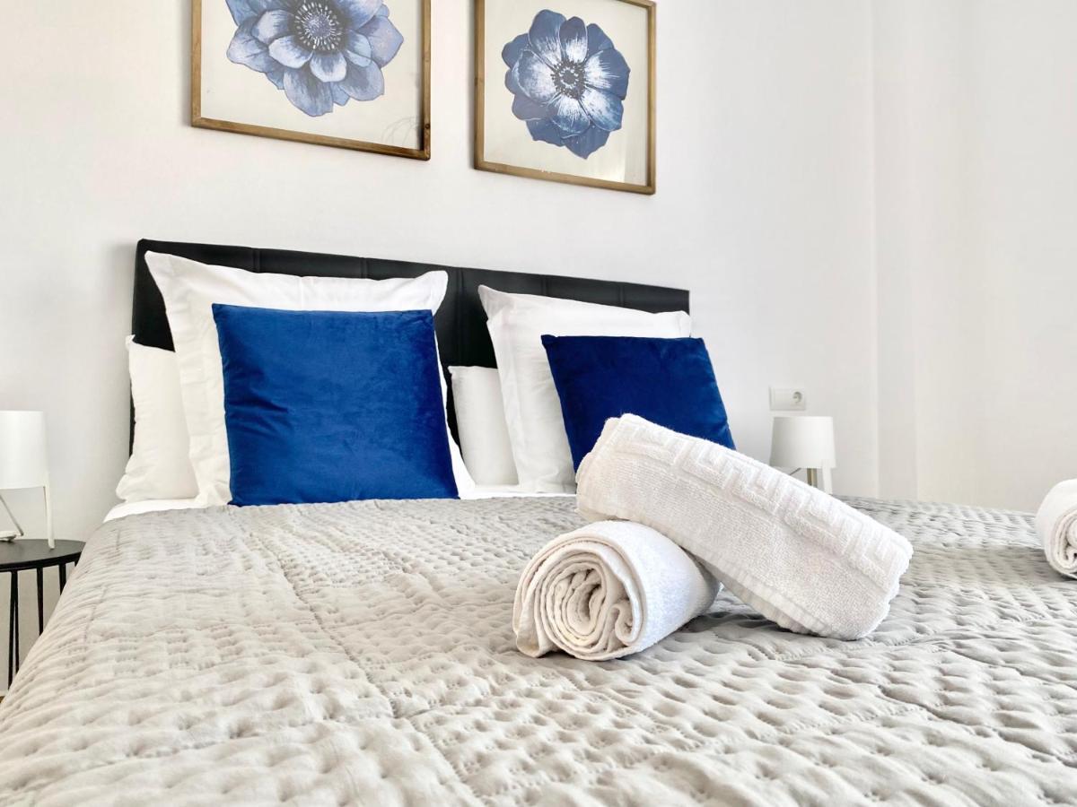 Sofia Suites Кембрилс Екстериор снимка