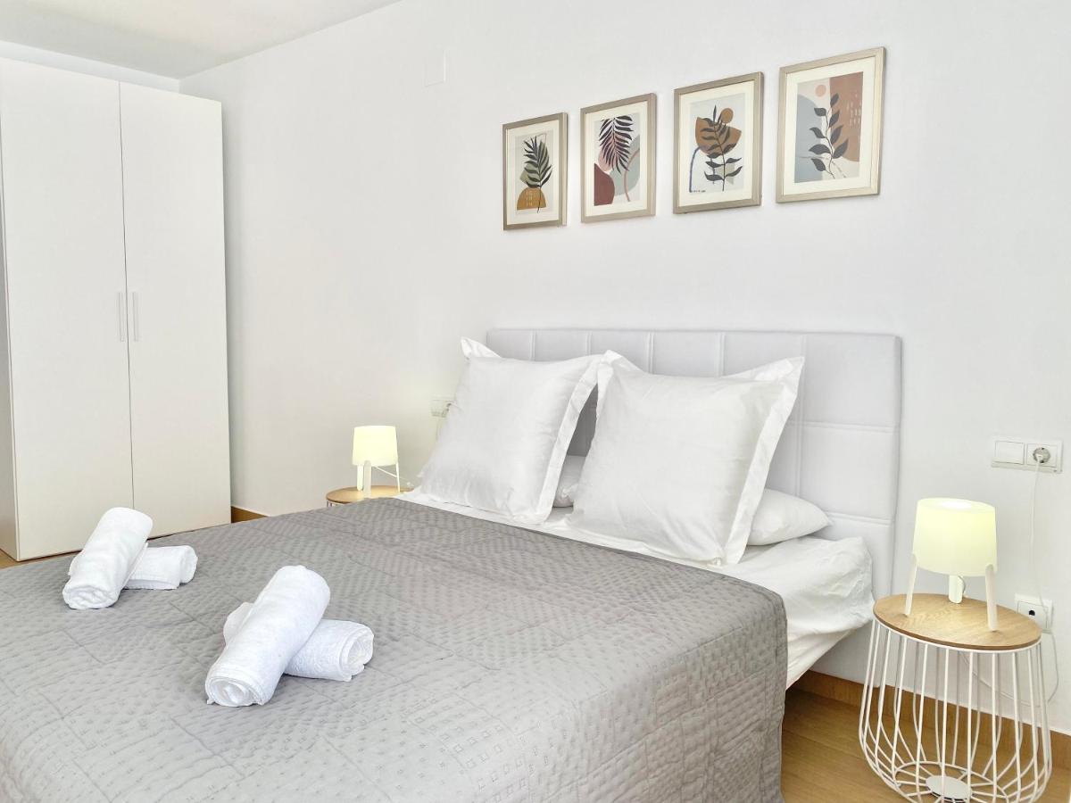 Sofia Suites Кембрилс Екстериор снимка